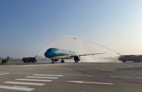 CHI NHÁNH SKYPEC SÂN BAY VINH SẴN SÀNG NGUỒN LỰC PHỤC VỤ TỐT CHUYẾN BAY CẢNG HÀNG KHÔNG KHAI THÁC TRỞ LẠI VÀ PHỤC VỤ ĐỢT CAO ĐIỂM CUỐI NĂM