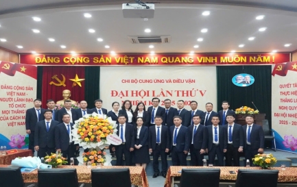 CHI BỘ CUNG ỨNG VÀ ĐIỀU VẬN GIỮ VỮNG ĐOÀN KẾT NỘI BỘ - SƯỞI ẤM LÒNG TIN, THẮP SÁNG NIỀM HY VỌNG