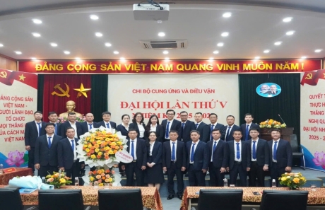 CHI BỘ CUNG ỨNG VÀ ĐIỀU VẬN GIỮ VỮNG ĐOÀN KẾT NỘI BỘ - SƯỞI ẤM LÒNG TIN, THẮP SÁNG NIỀM HY VỌNG