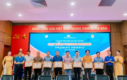 CÁN BỘ - NHÂN VIÊN SKYPEC HƯỞNG ỨNG CHƯƠNG TRÌNH HIẾN MÁU NHÂN ĐẠO “GIỌT HỒNG VIETNAM AIRLINES” LẦN THỨ 9