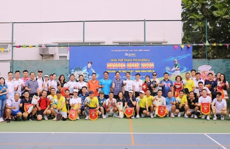 CHI NHÁNH SKYPEC KHU VỰC MIỀN TRUNG TỔ CHỨC GIẢI THỂ THAO PICKLEBALL - SKYPEC OPEN 2025 SÂN CHƠI GẮN KẾT & LAN TỎA TINH THẦN THỂ THAO
