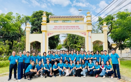 HÀNH TRÌNH VỀ NGUỒN CỦA CHI BỘ VĂN PHÒNG - ÔN LẠI TRUYỀN THỐNG CÁCH MẠNG, TRI ÂN CÁC THẾ HỆ ĐI TRƯỚC, TIẾP NỐI TINH THẦN TRÁCH NHIỆM