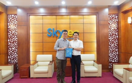 SKYPEC WARMLY WELCOME AND WORK WITH FEDEX EXPRESS IN VIETNAM 